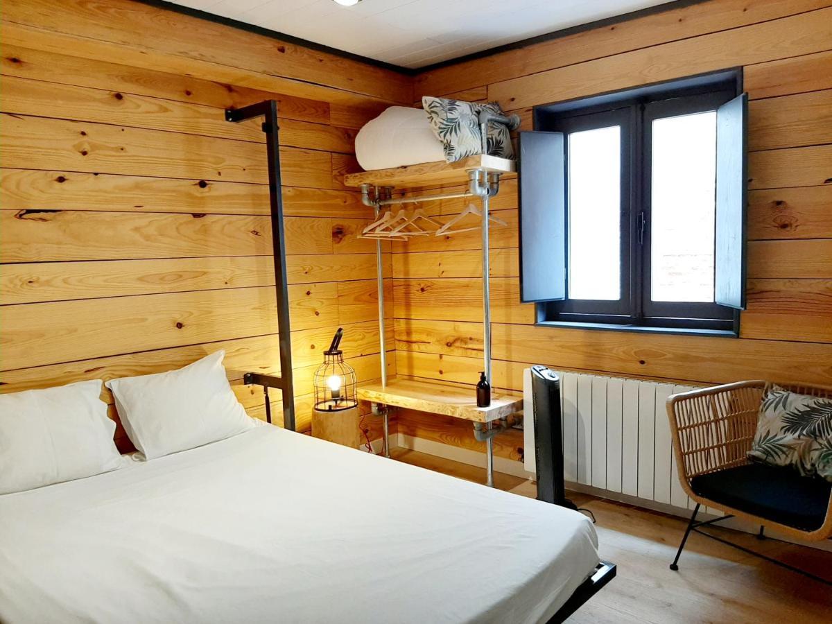 Hostal Erasmus By Gaiarooms Salamanca Kültér fotó