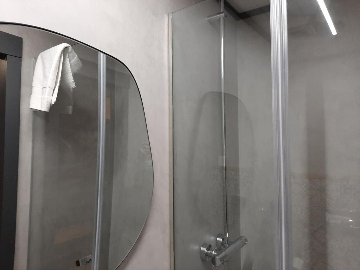 Hostal Erasmus By Gaiarooms Salamanca Kültér fotó