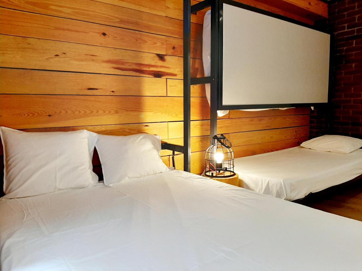 Hostal Erasmus By Gaiarooms Salamanca Kültér fotó