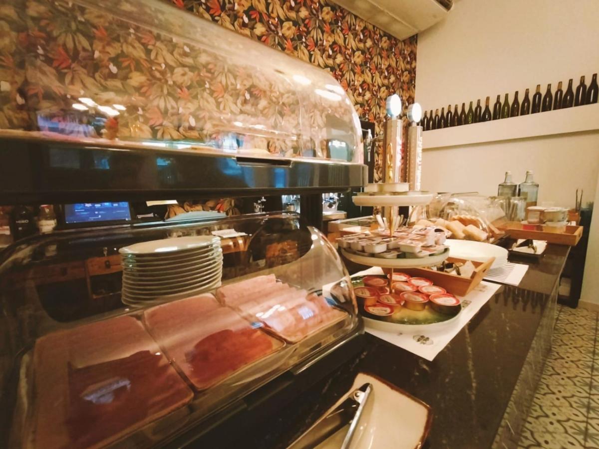 Hostal Erasmus By Gaiarooms Salamanca Kültér fotó