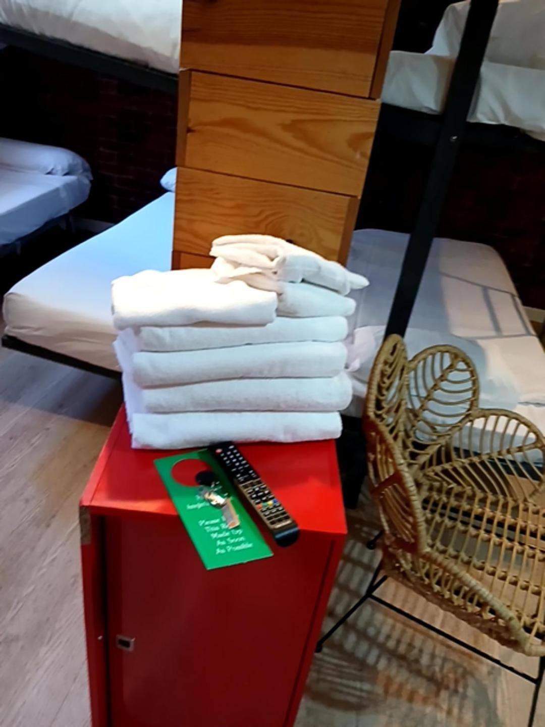 Hostal Erasmus By Gaiarooms Salamanca Kültér fotó