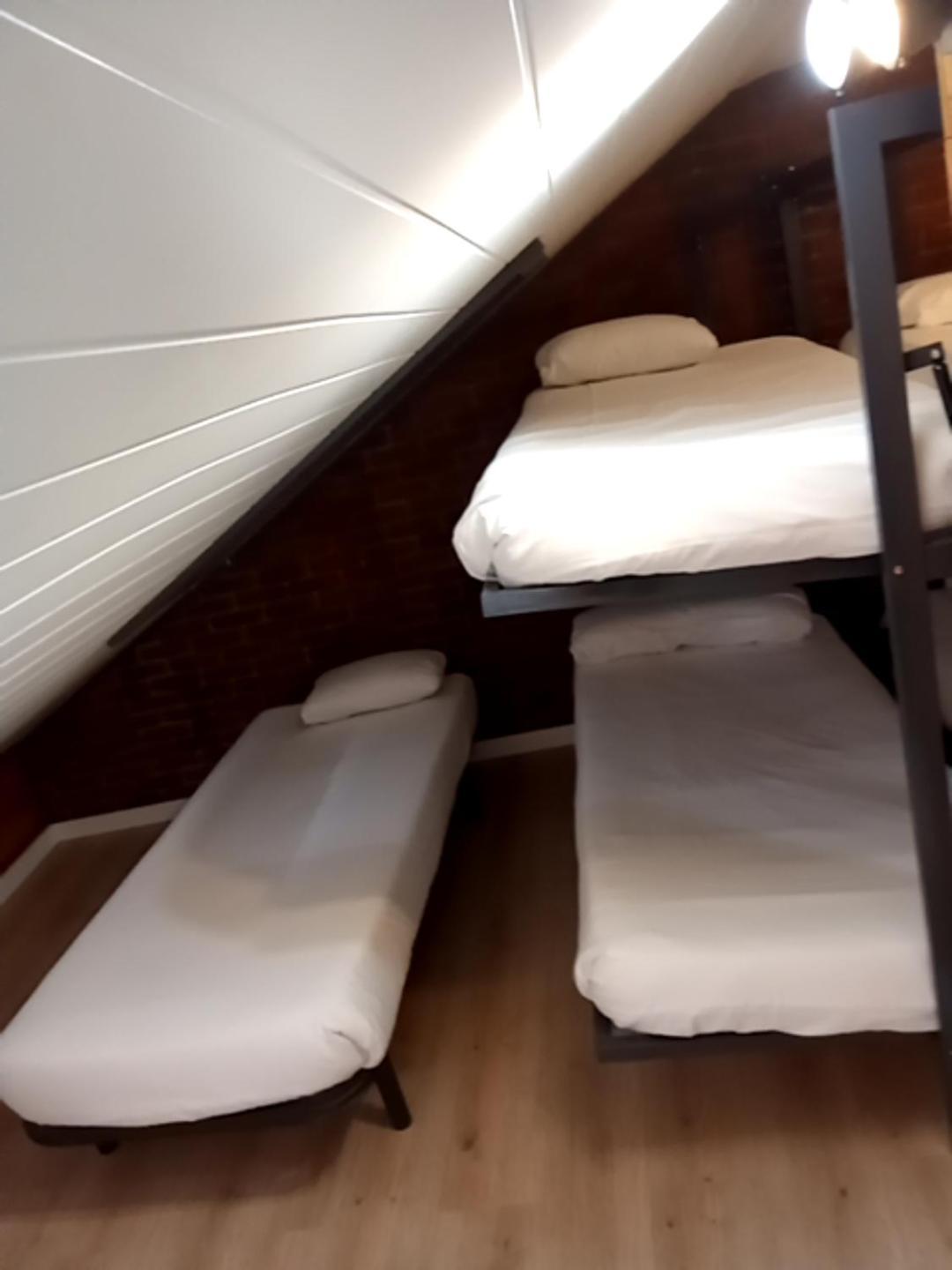 Hostal Erasmus By Gaiarooms Salamanca Kültér fotó