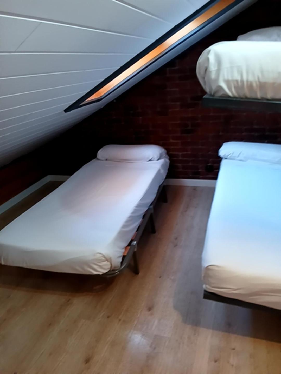 Hostal Erasmus By Gaiarooms Salamanca Kültér fotó